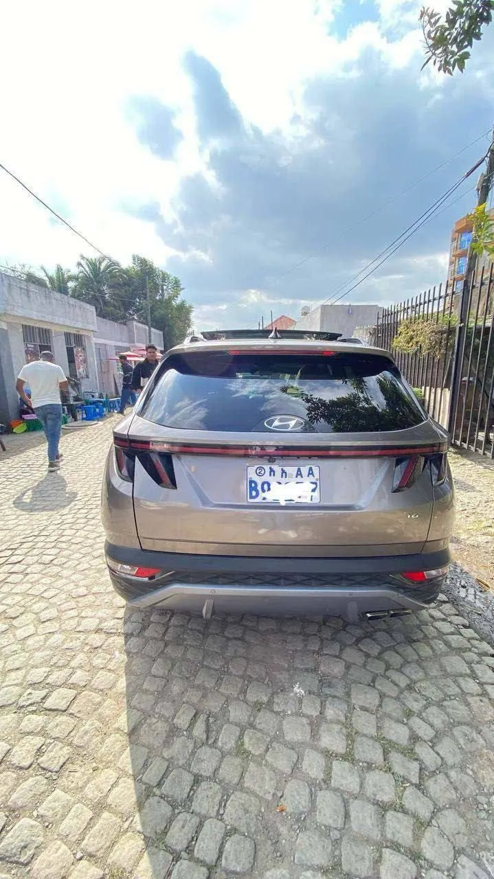 Hyundai Tucson 2021 SUV – photo 3