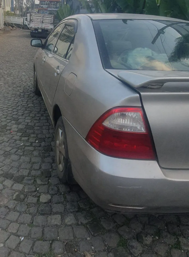 Toyota Corolla 2005 Automatic – photo 5