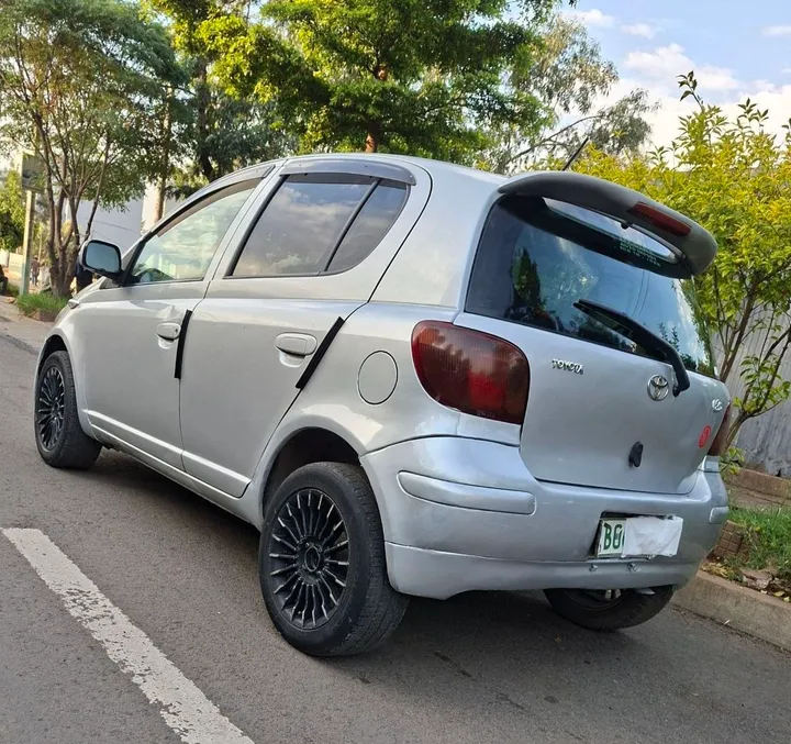 Toyota Vitz 2004 Automatic – photo 8