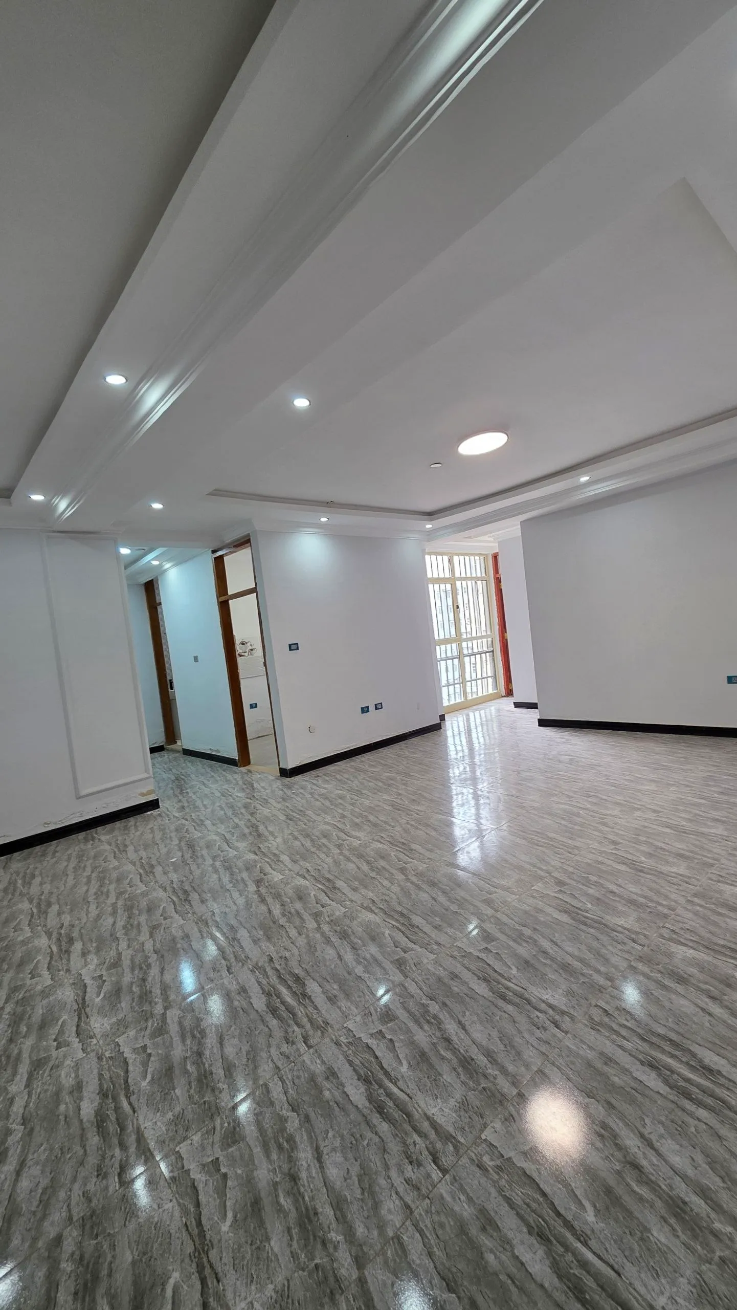 2 Bedroom 83 sqm Condominium Ayat – photo 3