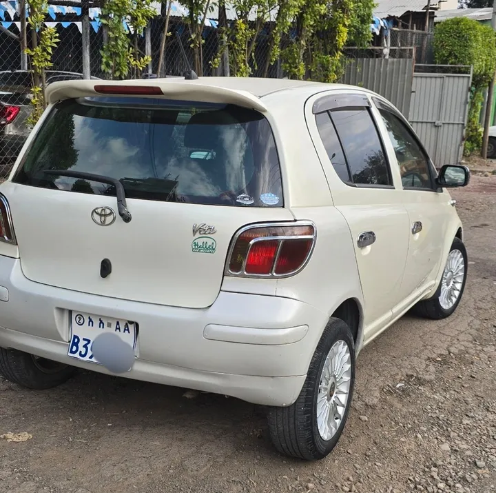 Toyota Vitz 2004 Automatic – photo 4