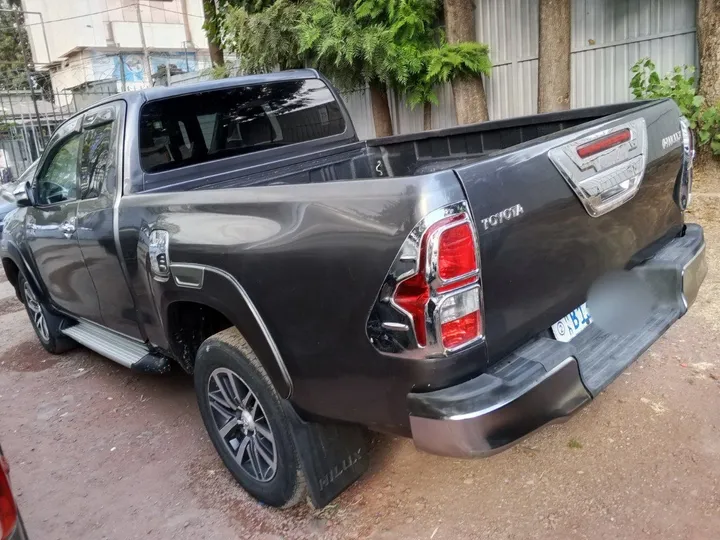 Toyota Hilux Revo 2017 – photo 3