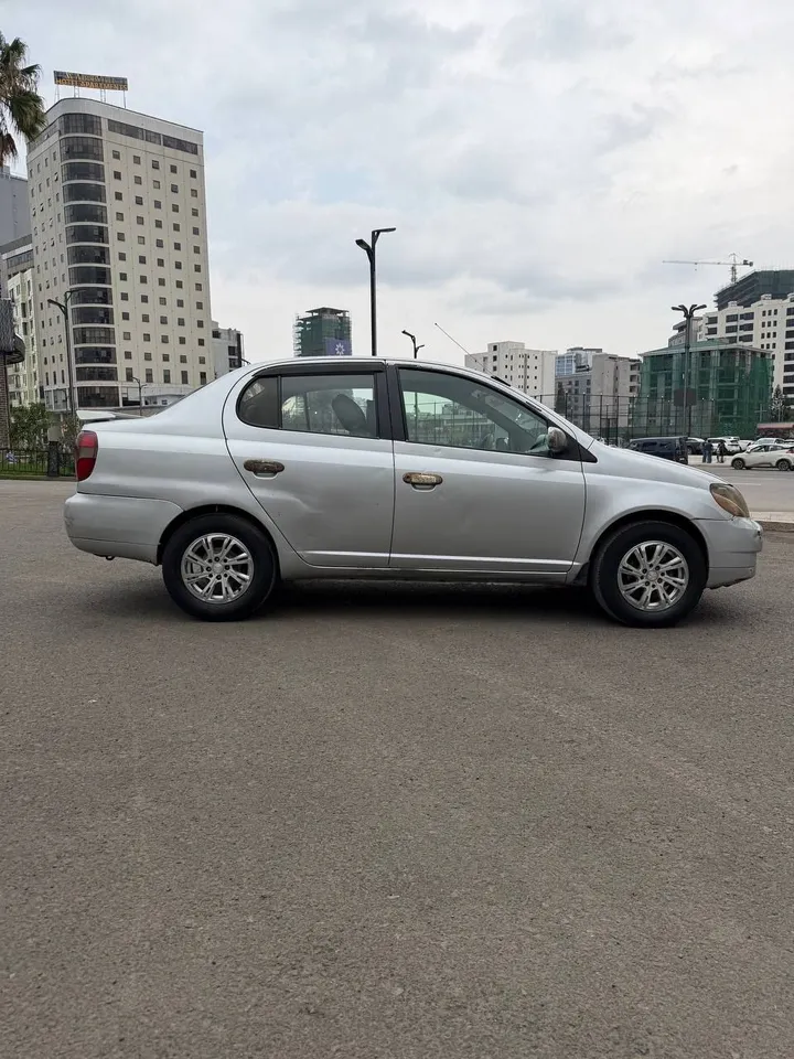 Toyota Platz 2001 Automatic – photo 8