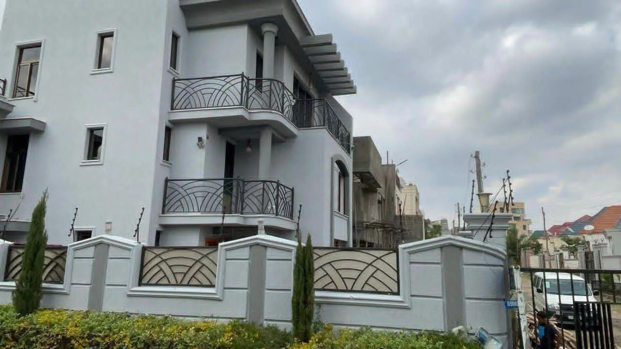 Modern G+2 House in Ayat – photo 5