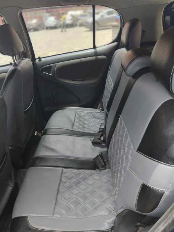 Toyota Vitz Yaris 2001 Manual – photo 6