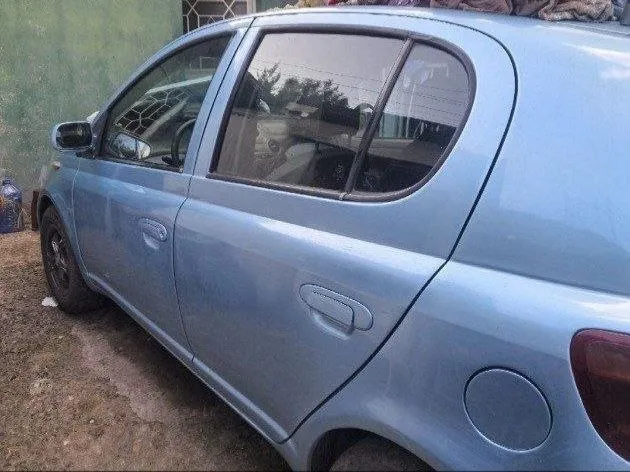 Toyota Vitz 2002 Automatic – photo 7
