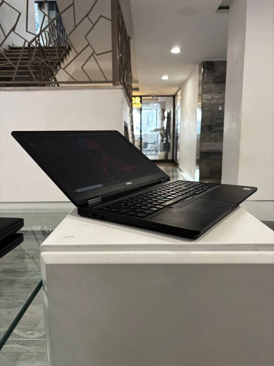 Dell Latitude 5591 Core i7 – photo 3