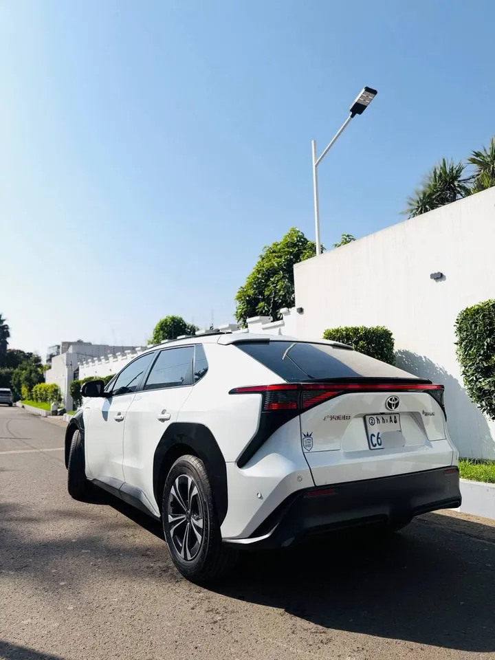 Toyota BZ4X EV Ultra Max – photo 7