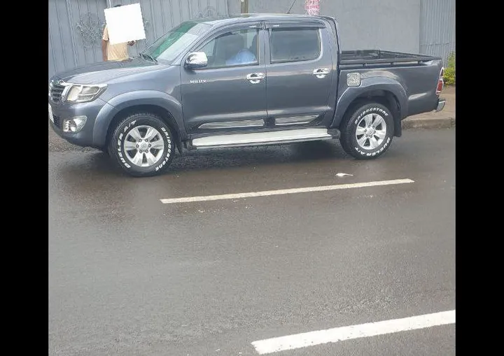 Toyota Hilux Doublecab 2014 – photo 3
