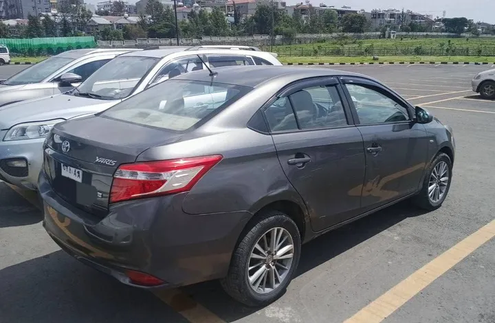 Toyota Yaris 2016 Sedan – photo 4