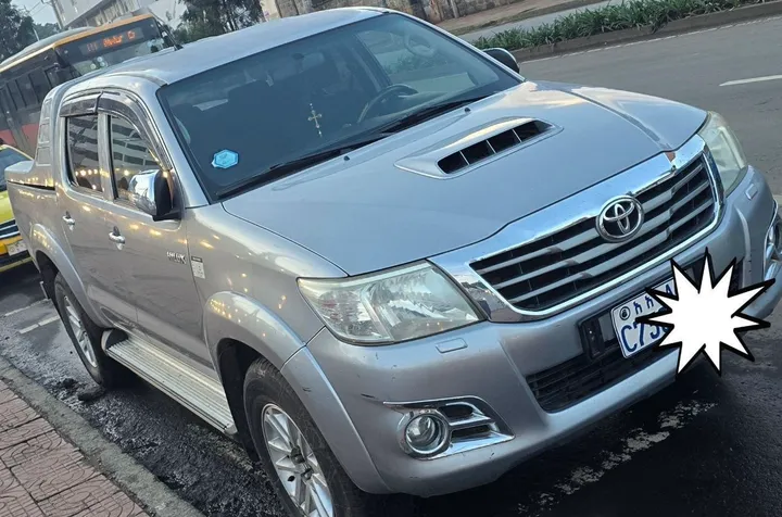 Toyota Hilux 2015 Double Cab – photo 7