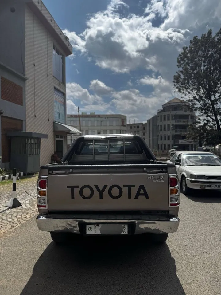 Toyota Hilux Double Cab 2010 – photo 4
