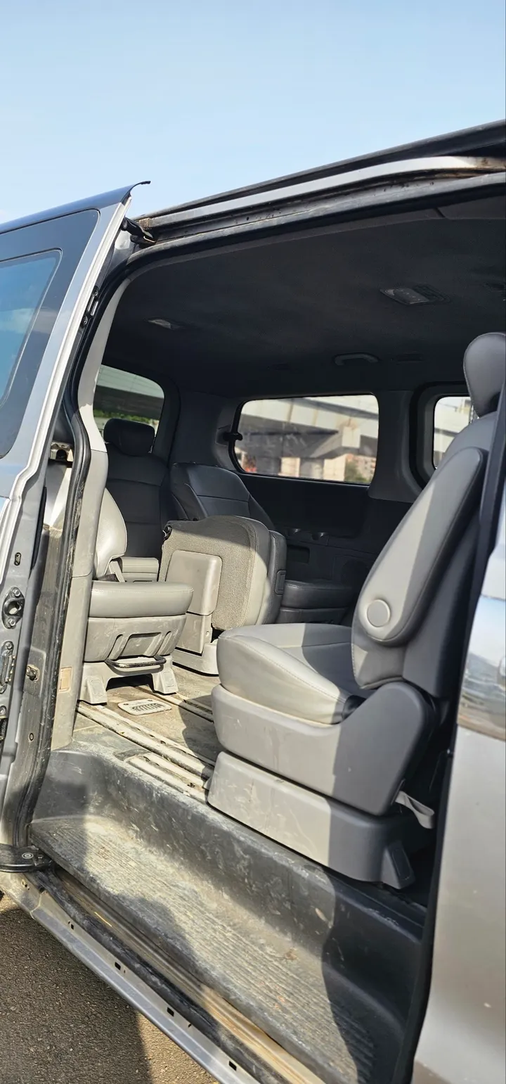 Hyundai Grand Starex 2014 Automatic – photo 5
