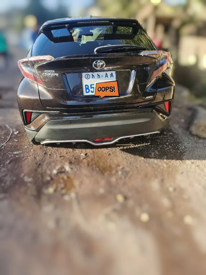 Toyota C-HR 2019 1.2T AWD – photo 6
