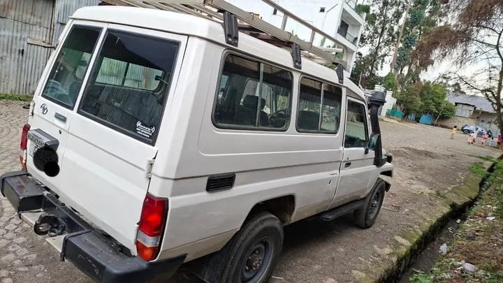 2003 Toyota Land Cruiser 1HZ – photo 7