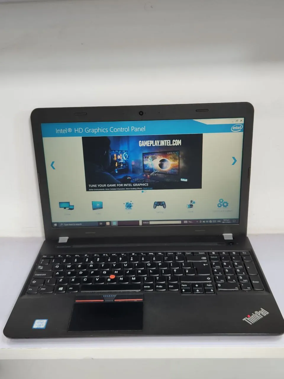 Lenovo ThinkPad E560 i5 Laptop – photo 4