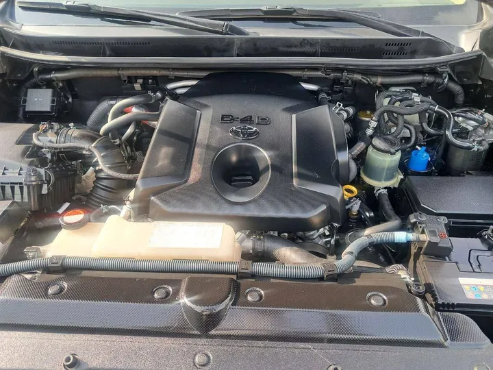 Toyota Landcruiser Prado 2016 Diesel – photo 5