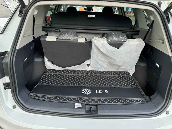 Volkswagen ID.6 Crozz Pro 2024 – photo 4
