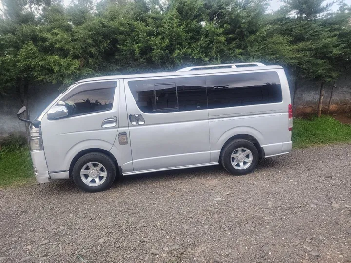Toyota Hiace Super JL 2007 Automatic – photo 4