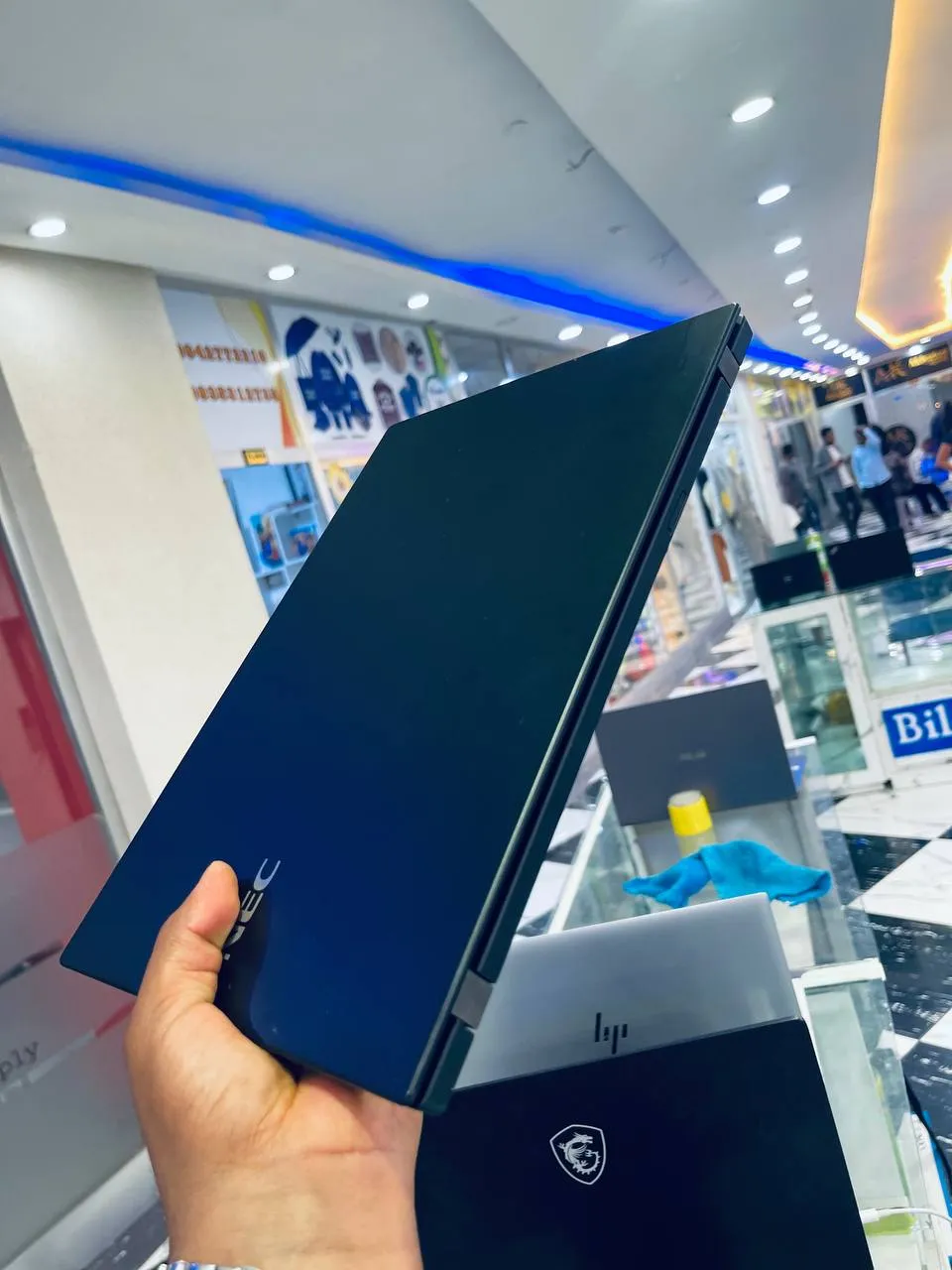 Lenovo NEC Slim Core i5 Laptop – photo 4