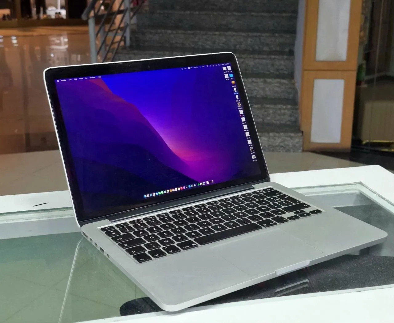 Apple MacBook Pro 2015 i5 8GB – photo 3