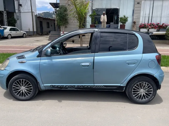 Toyota Vitz 2004 Automatic – photo 4