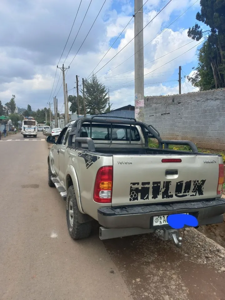 Toyota Hilux D4D 2007 Manual Pickup – photo 4