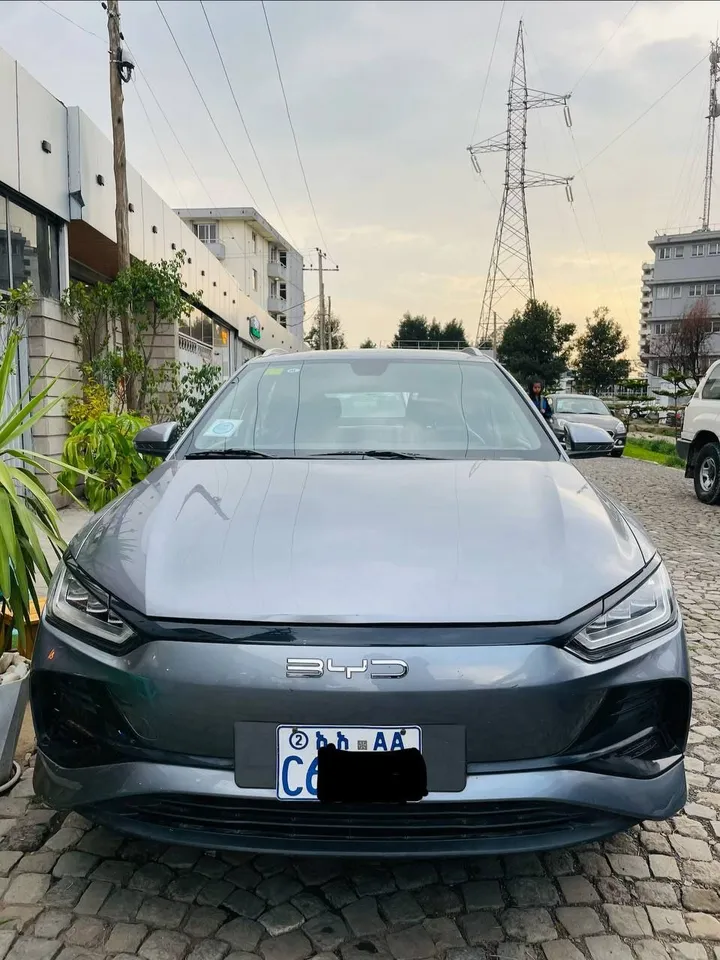 BYD E2 2025 Electric – photo 4