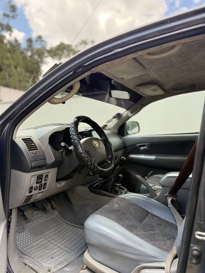 Toyota Hilux D4D 2011 Manual – photo 6
