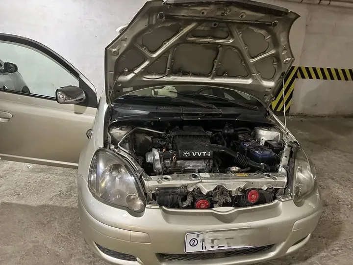 Toyota Vitz 2004 1.0L Automatic – photo 5