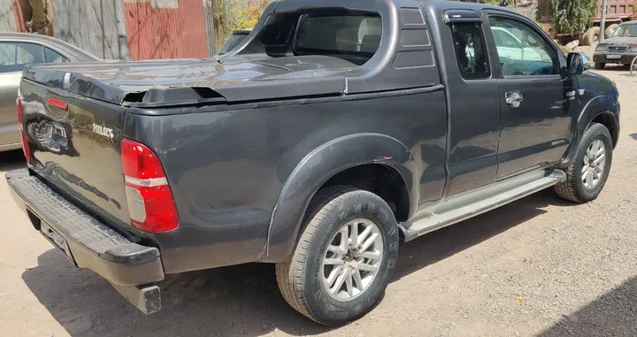 Toyota Hilux 2008 Manual Diesel – photo 5