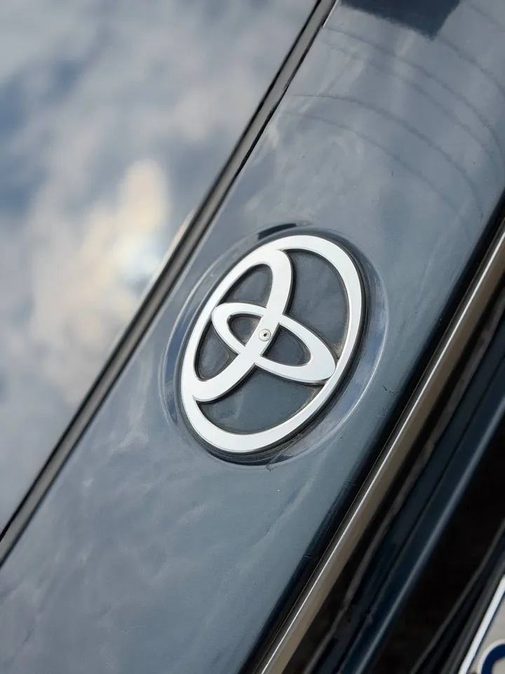 Toyota BZ4X EV 4WD 2023 – photo 5