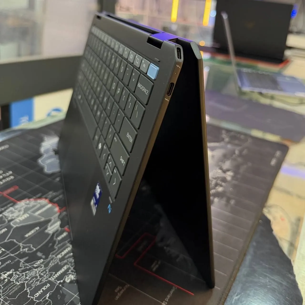 HP Omnibook Flip Ultra 7 Laptop – photo 5