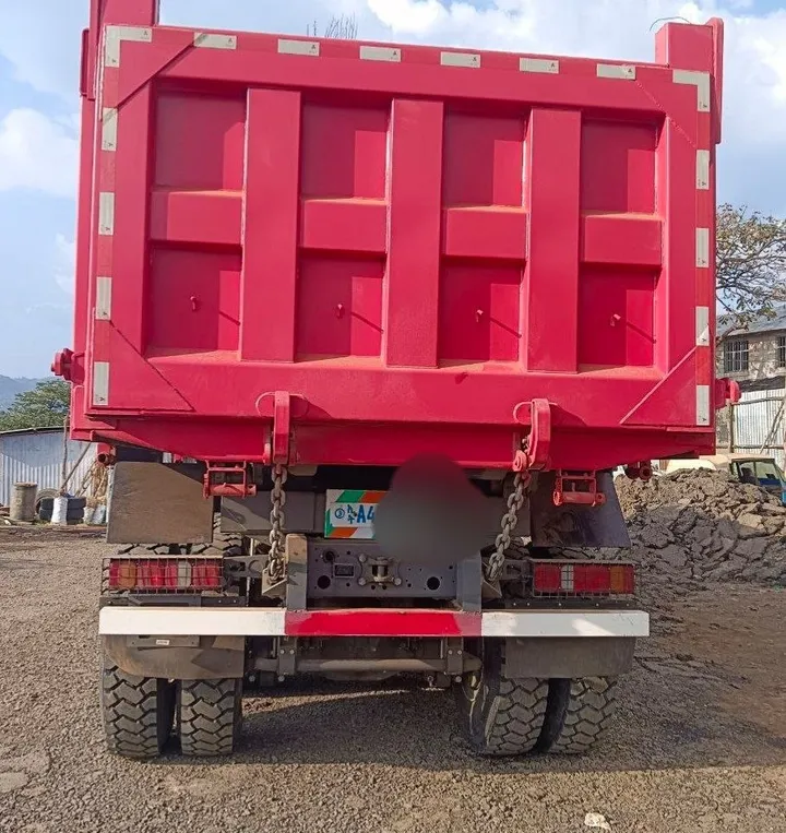Sinotruk Howo Truck 2025 – photo 3