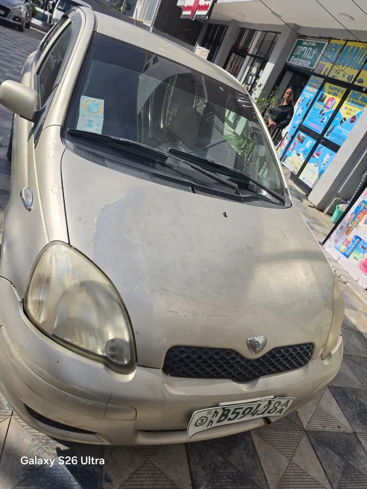 Toyota Vitz 2002 Automatic – photo 3