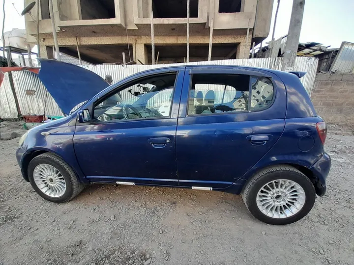 Toyota Vitz 2001 Automatic – photo 4