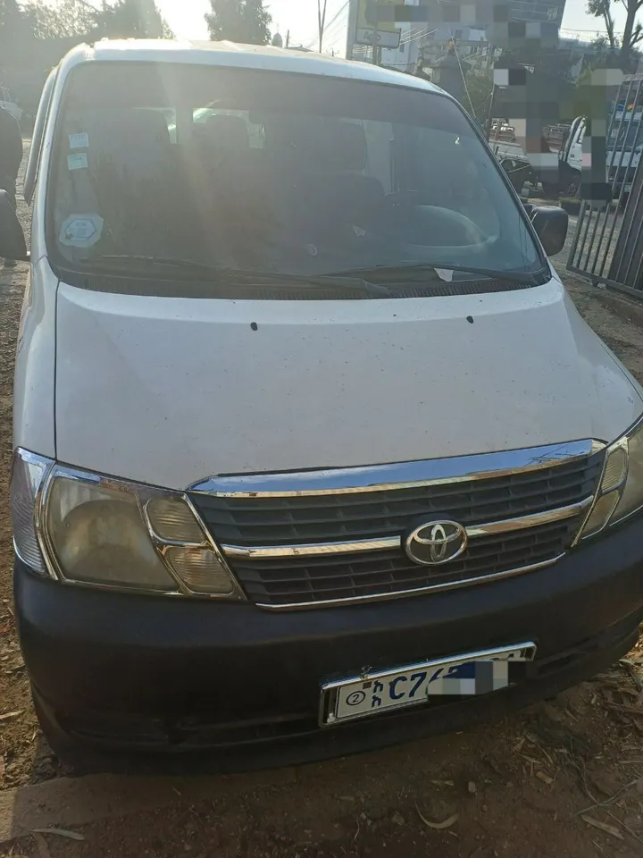 Toyota Hiace Dolphin 2011 Diesel – photo 5