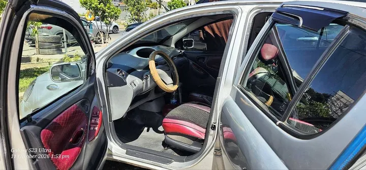 Toyota Vitz 2001 Automatic – photo 5