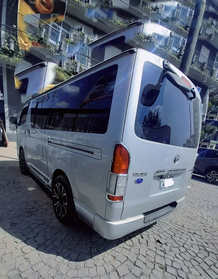 Toyota Abadula 2007 Automatic Van – photo 5
