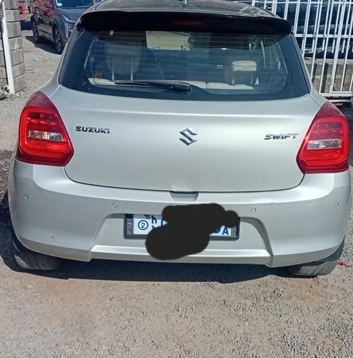 Suzuki Swift 2021 Automatic – photo 4
