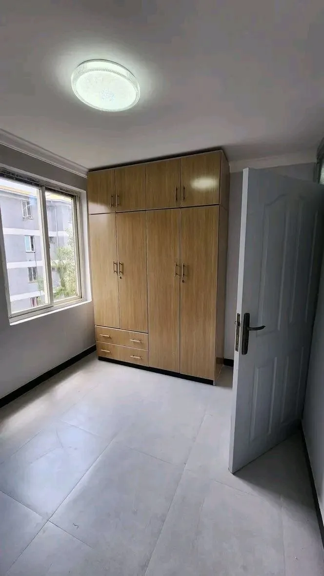 1 Bedroom Summit Condominium – photo 6