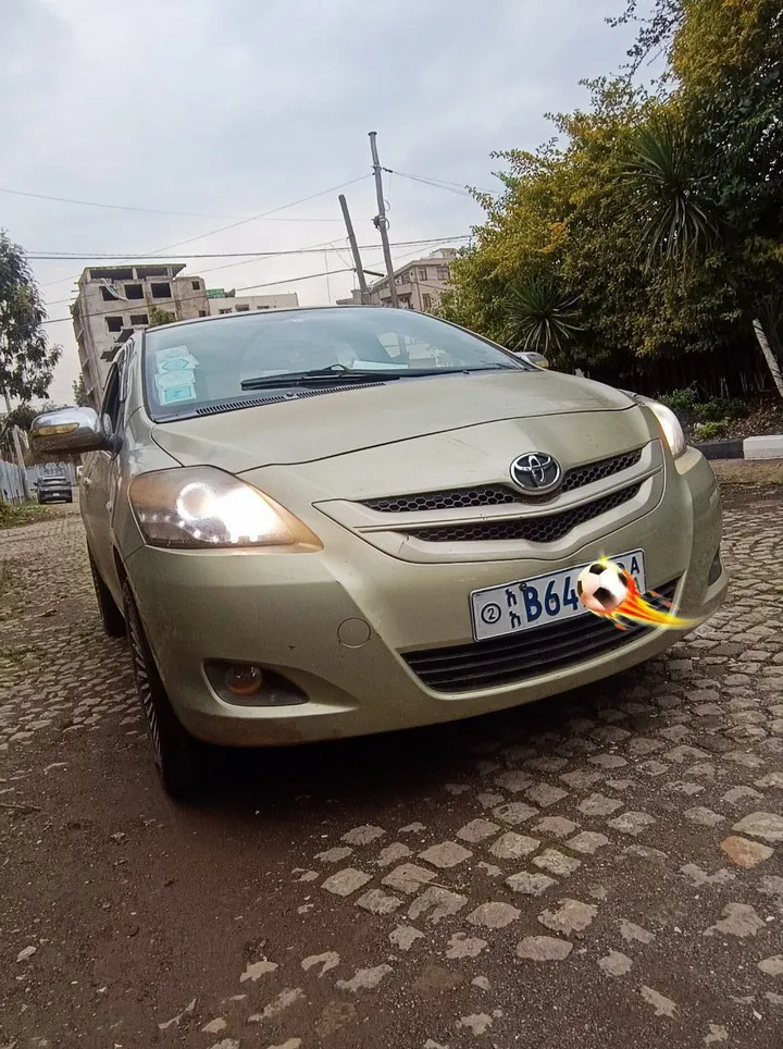 Toyota Yaris Belta 2010 Automatic – photo 6