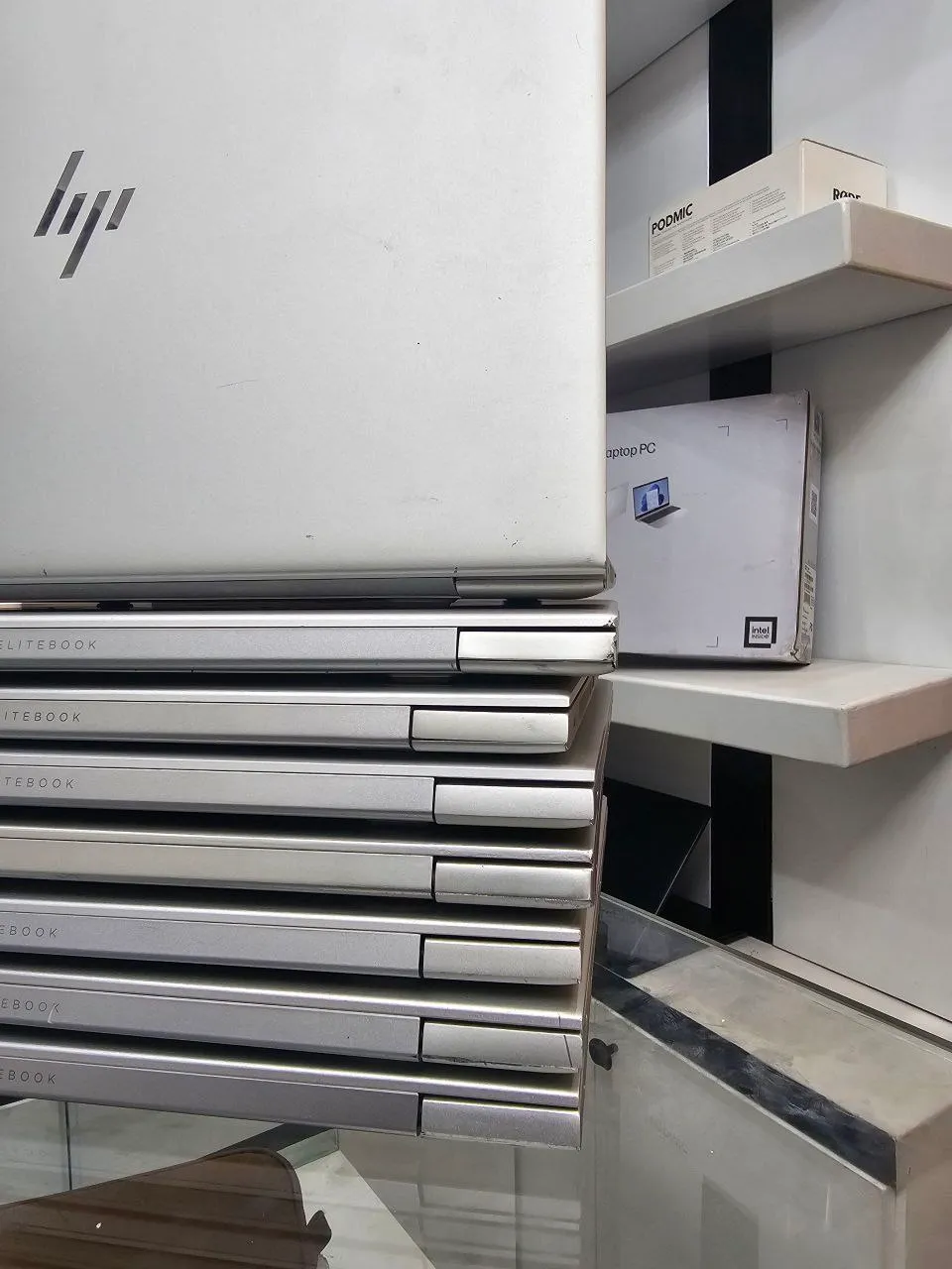 HP EliteBook 840 G5 Laptop – photo 4
