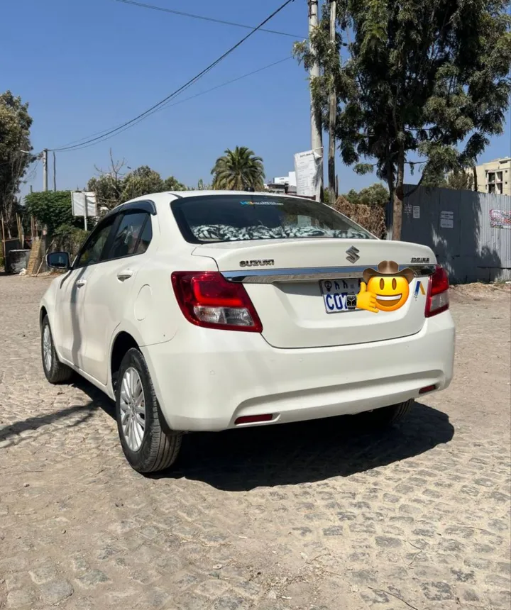 Suzuki Dzire 2021 Automatic – photo 6