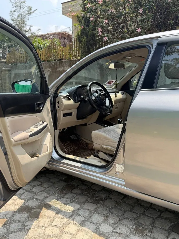 Suzuki Dzire 2022 Automatic – photo 7