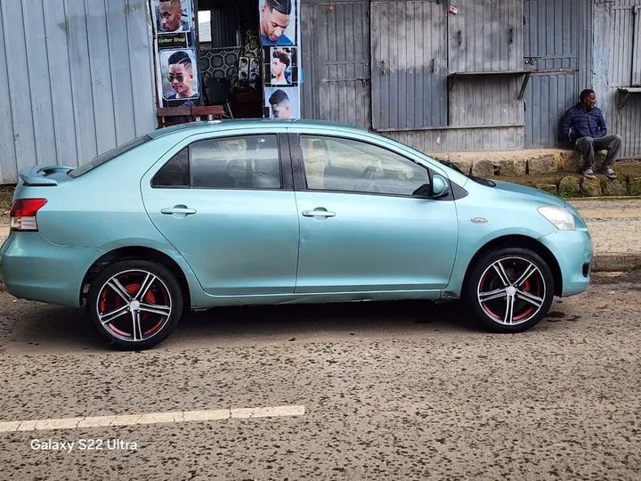 Toyota Yaris Belta 2008 Sedan – photo 3