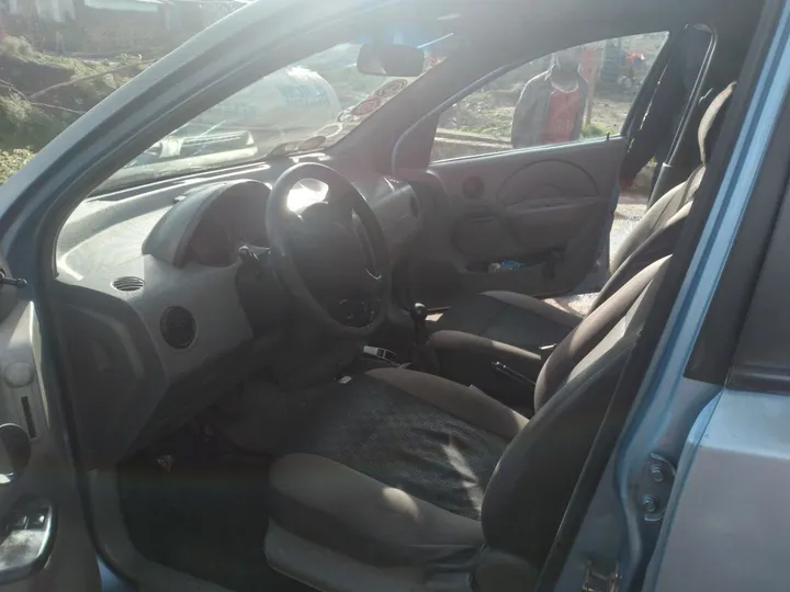 Chevrolet Aveo 2005 Manual 1.6L – photo 3