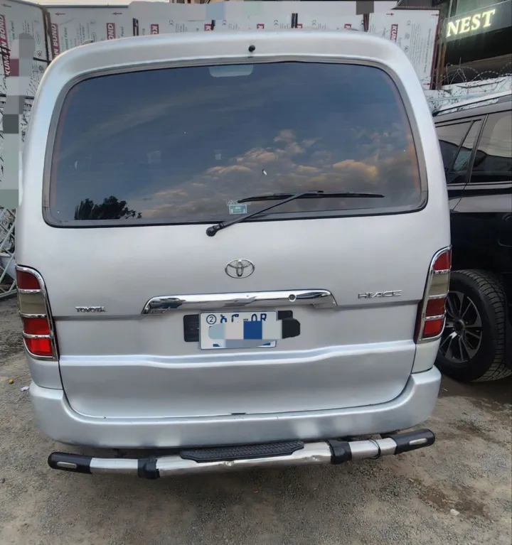 Toyota Hiace Dolphin 2010 Diesel – photo 3
