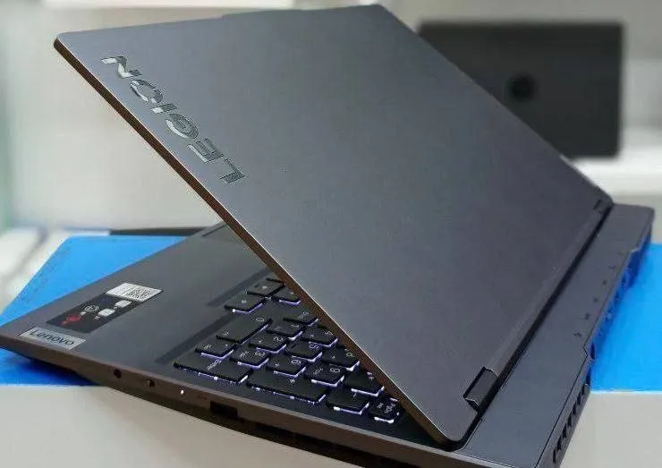 Lenovo Legion Ryzen 7 RTX3050 Laptop – photo 4
