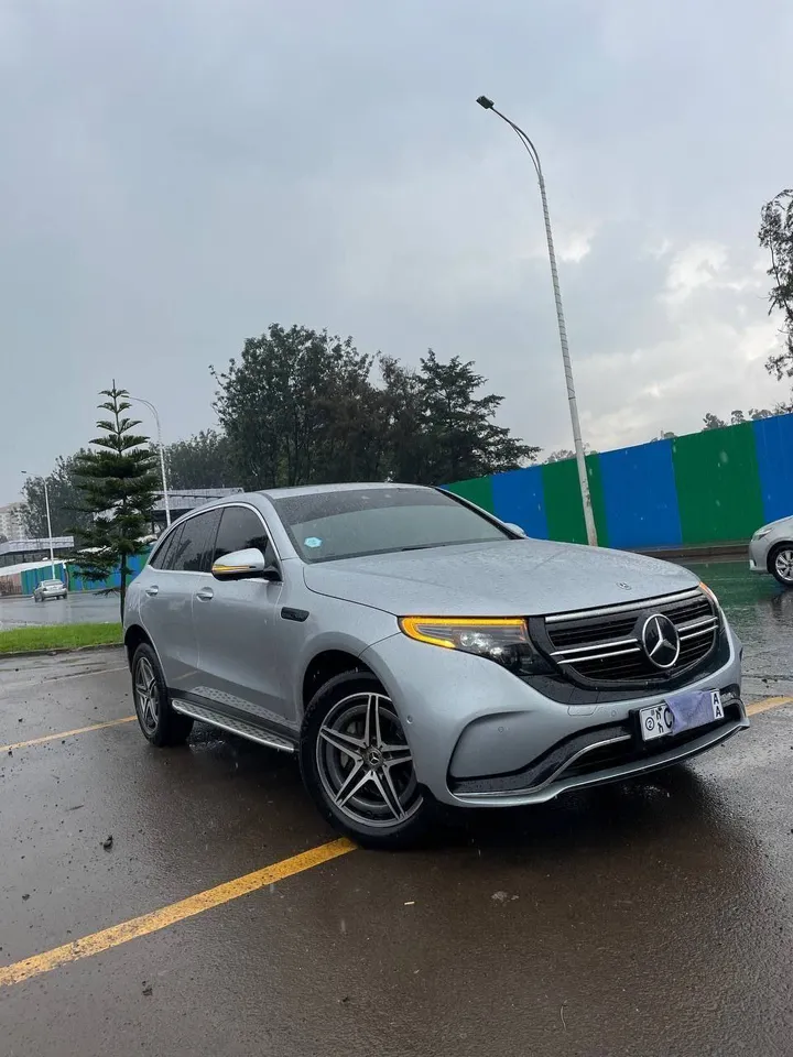 Mercedes Benz EQC 400 4Matic EV – photo 7